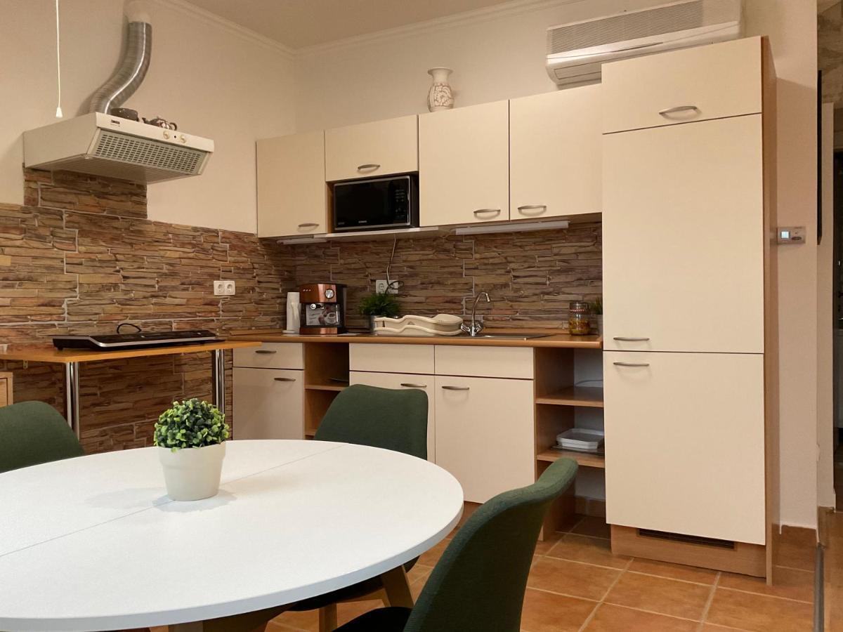 Sport Apartman Hajdúszoboszló Esterno foto