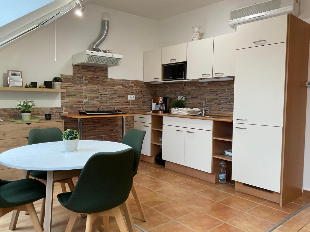 Sport Apartman Hajdúszoboszló Esterno foto
